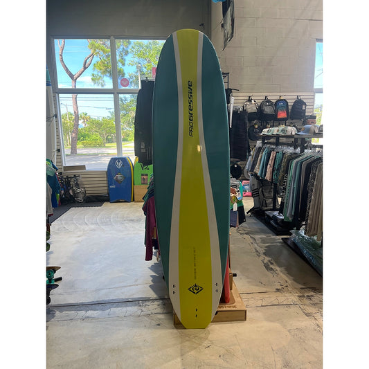Progressive 7'6" Funshape Used