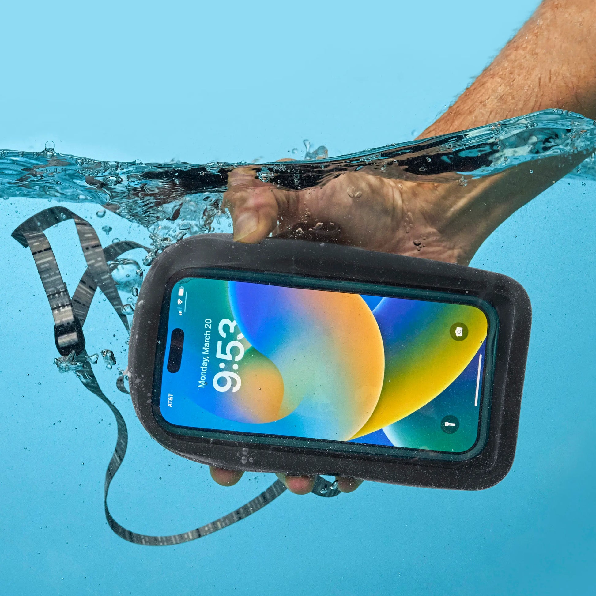 Nite Ize RunOff® Waterproof Phone Case Plus