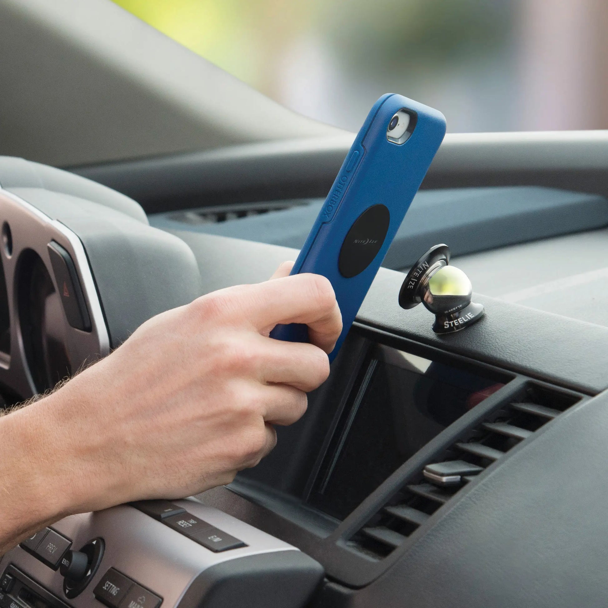 Nite Ize Steelie® Orbiter® Dash Kit