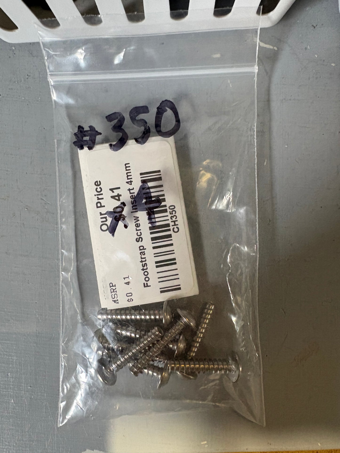 Footstrap Screw Insert 4mm