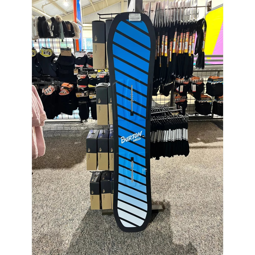 Burton Kid's Smalls 138cm USED Snowboard Blue – Image 1
