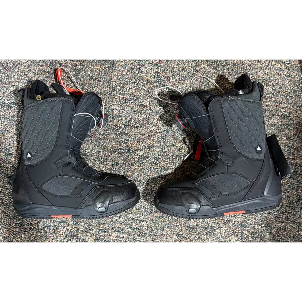 Burton Womens Limelight Step-On 6 USED Womens Snowboard Boots – Image 1