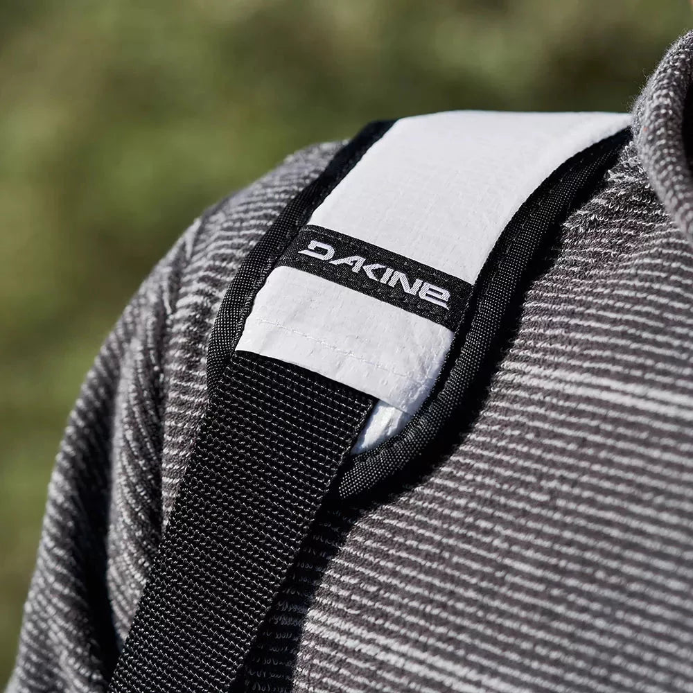 Dakine Daylight Hybrid Surfboard Bag White White 5'4 Board Bag – Image 3