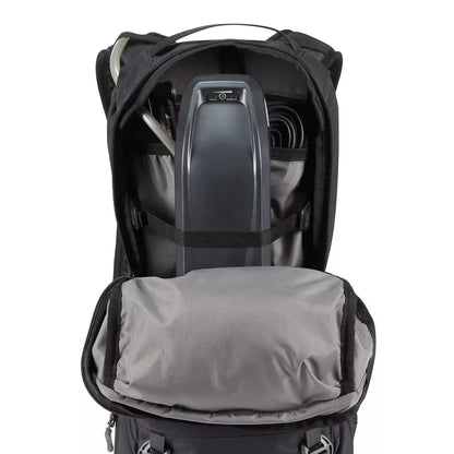 Dakine Drafter 14L Hydration Backpack Black Packs & Bags – Image 3