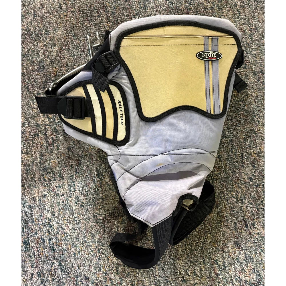 Epic Gear RaceSeat Harness Small USED Harness Used – Image 3