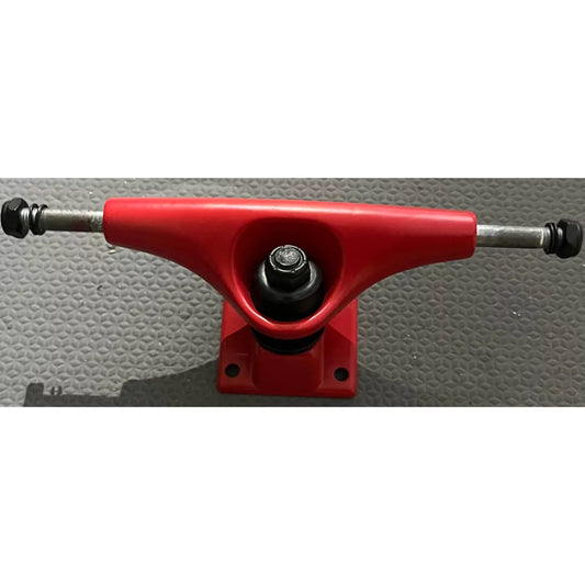 Essentials Truck 5.0 Red Skateboard Trucks – Image 2