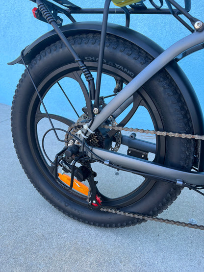 Step-Through Folding Electric Fat Tire Bicycle USED