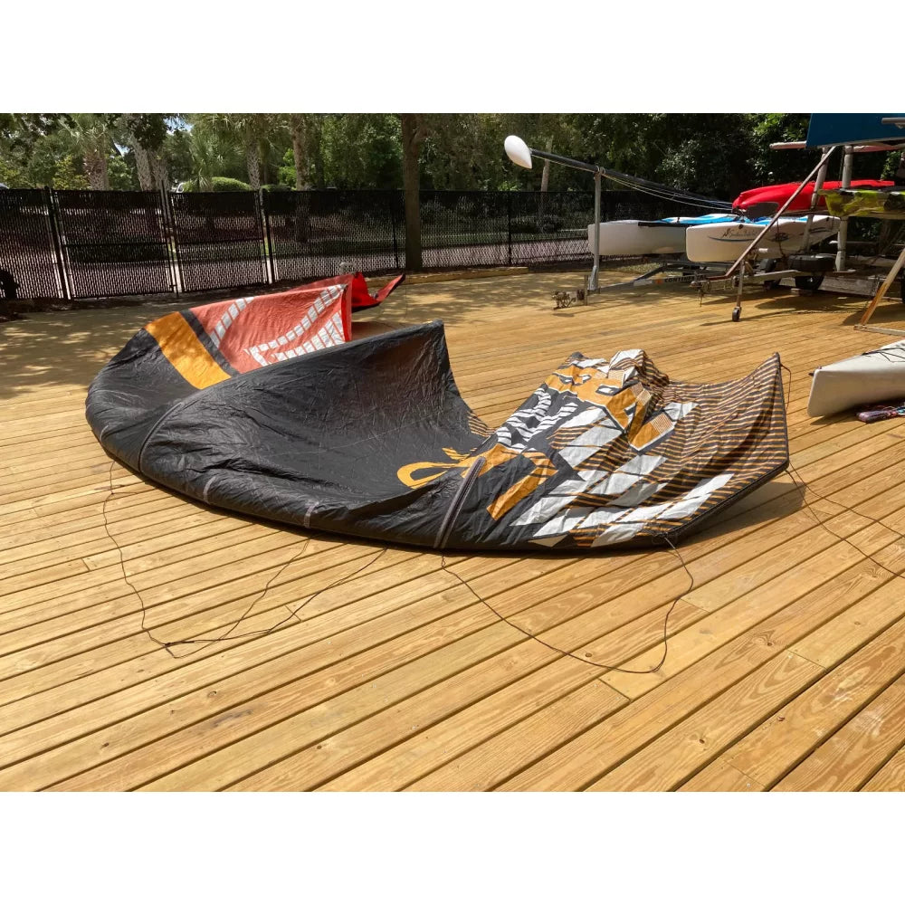 Liquid Force NRG Light Breeze 16m Kite USED Kiteboarding Kite – Image 4