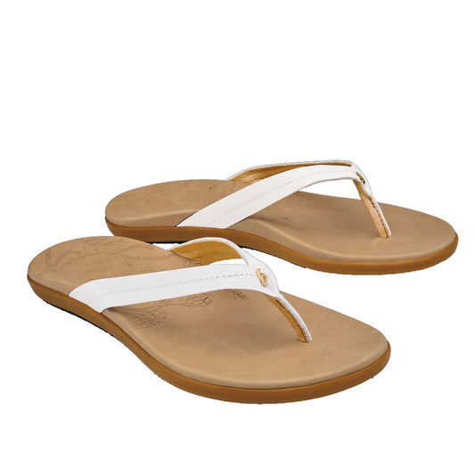 Olukai Women's Honu Sandal Bright White/Golden Sand 10