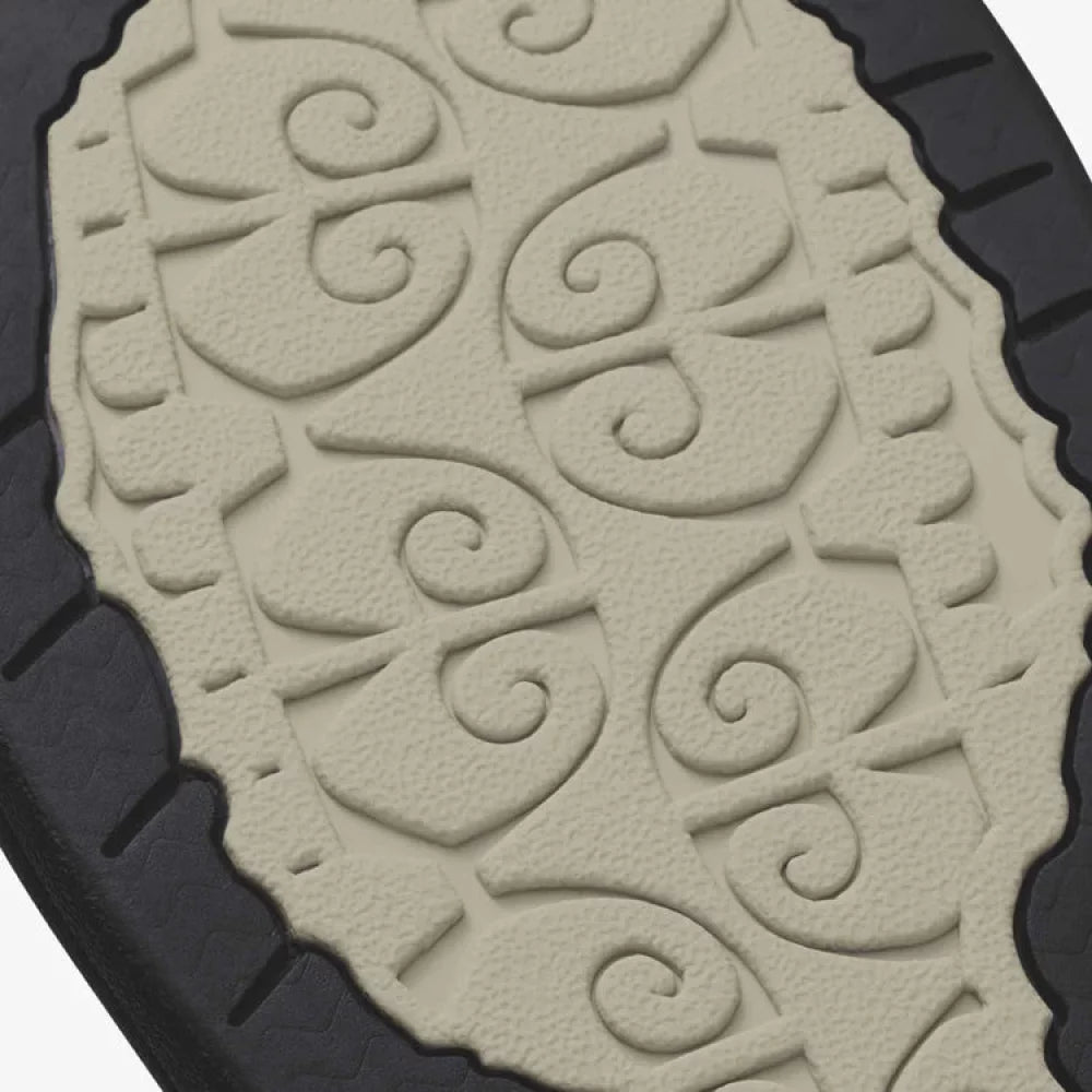 Olukai ‘Ohana Ecru / Black Womens Sandals – Image 6