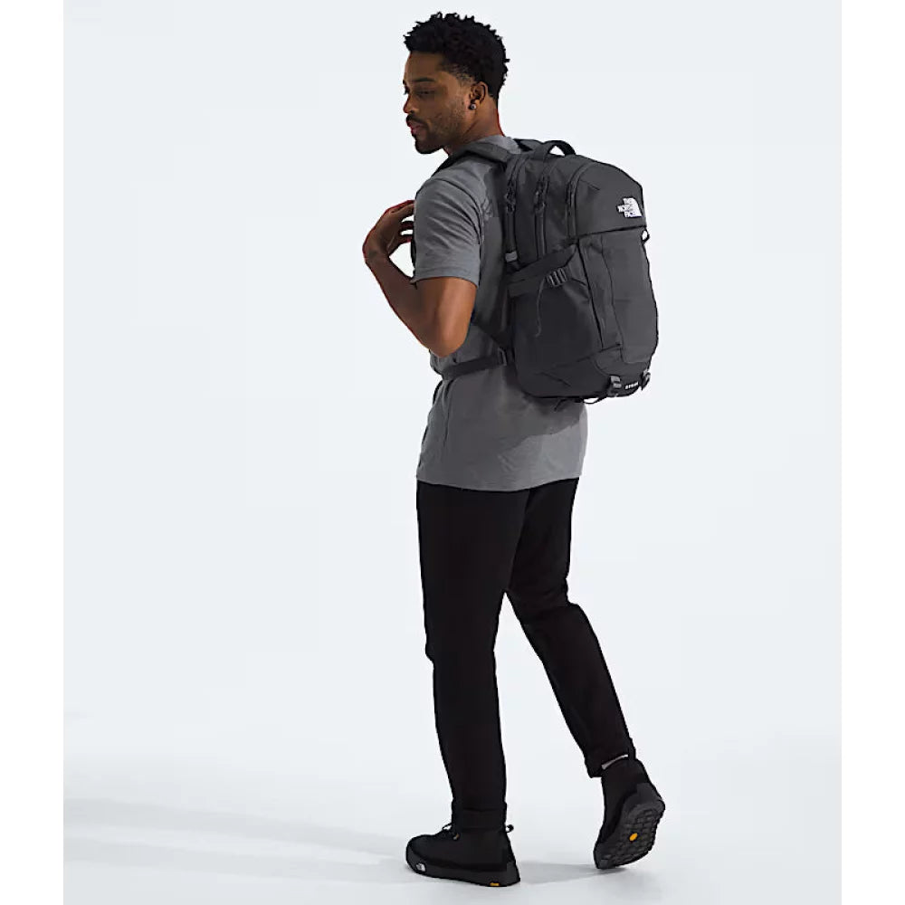The North Face Recon Backpack Asphalt Grey Light Heather/TNF Black – Image 5